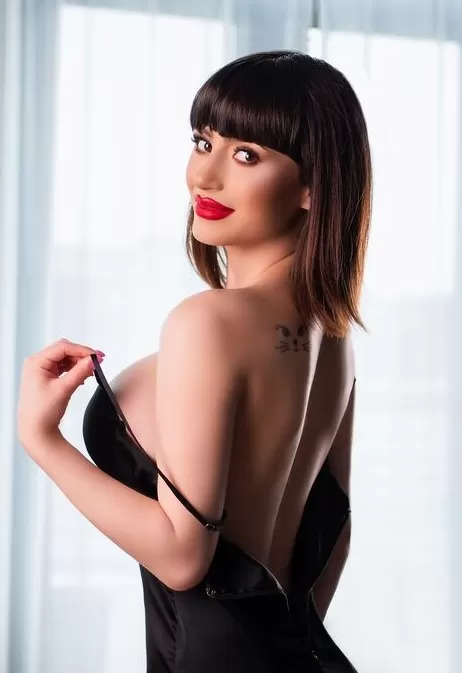 Comfortable and Friendly Call Girl Nearby At Low Price 1