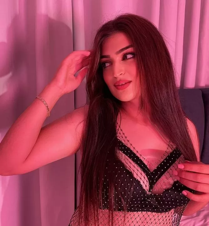 Friendly Ahmedabad Call Girl Near You 4 Friendly Ahmedabad Call Girl Near You 4