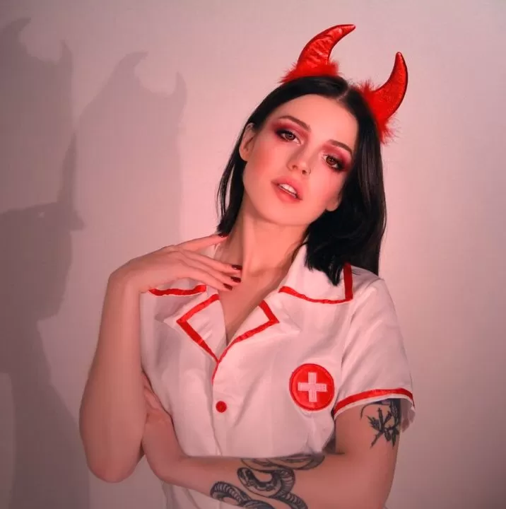 Satisfy You Needs Tonight with 100% Pleasure 3