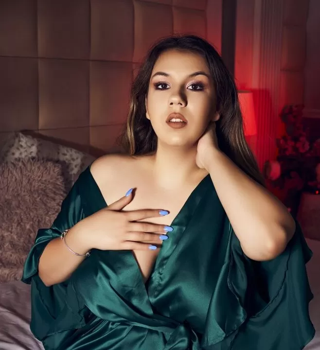 Doorstep Call Girl Nearby for Personalized Service in Meerut 2