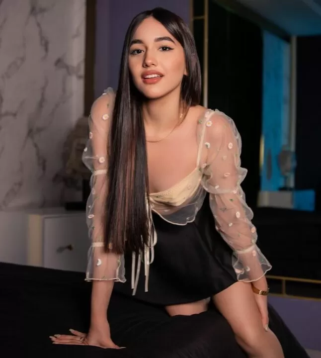 Professionally Experienced Call girl for a Door to Door Service 4 Professionally Experienced Call girl for a Door to Door Service 4