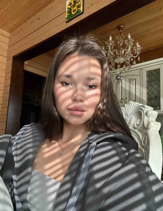 Girlfriend Material call girl service at your Doorstep 4