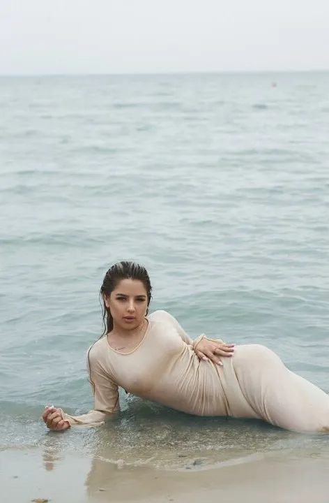 Delhi Call Girl❣️ ❣️available with 🔝Service for👉👉 day and night sexual pleasure 2