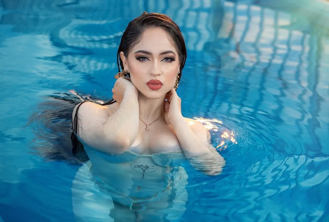 Get a premium Call girl in Hyderabad online with complete security and safety 2 Get a premium Call girl in Hyderabad online with complete security and safety 2