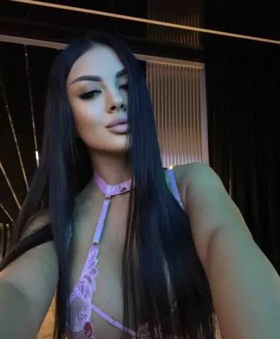 Incall and Oult call girl services in professional way nearby