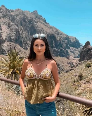 Complete Sexual Pleasure With Premium Call Girl Experience