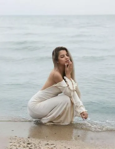 Delhi Call Girl❣️ ❣️available with 🔝Service for👉👉 day and night sexual pleasure