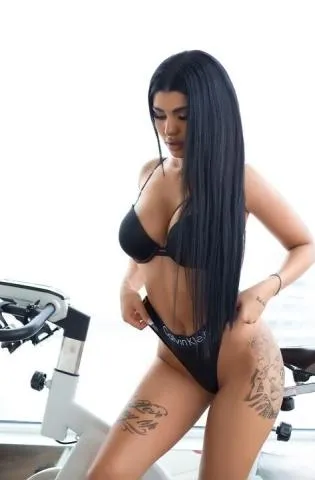 Book the most demanding call girl from Delhi🌹🌹🌹nearby top star rated hotels